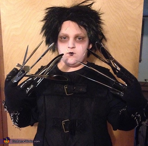 DIY Edward Scissorhands Boy's Halloween Costume