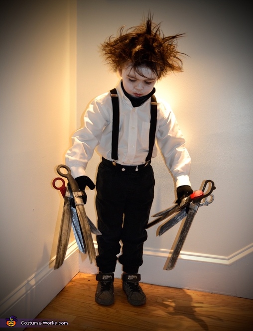 DIY Kids Edward Scissorhands Costume | Last Minute Costume Ideas ...