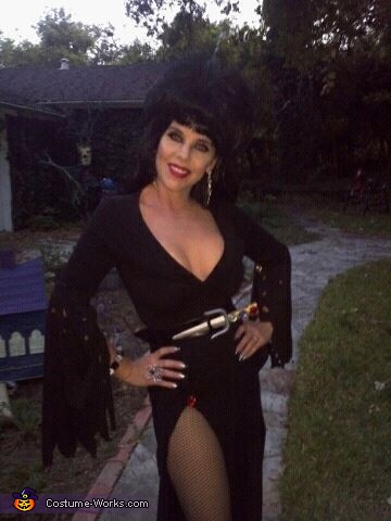 Elvira Costume