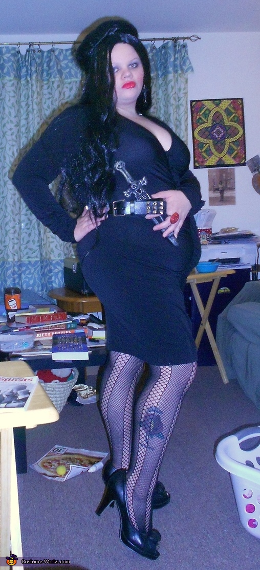 Elvira Mistress of the Dark Costume