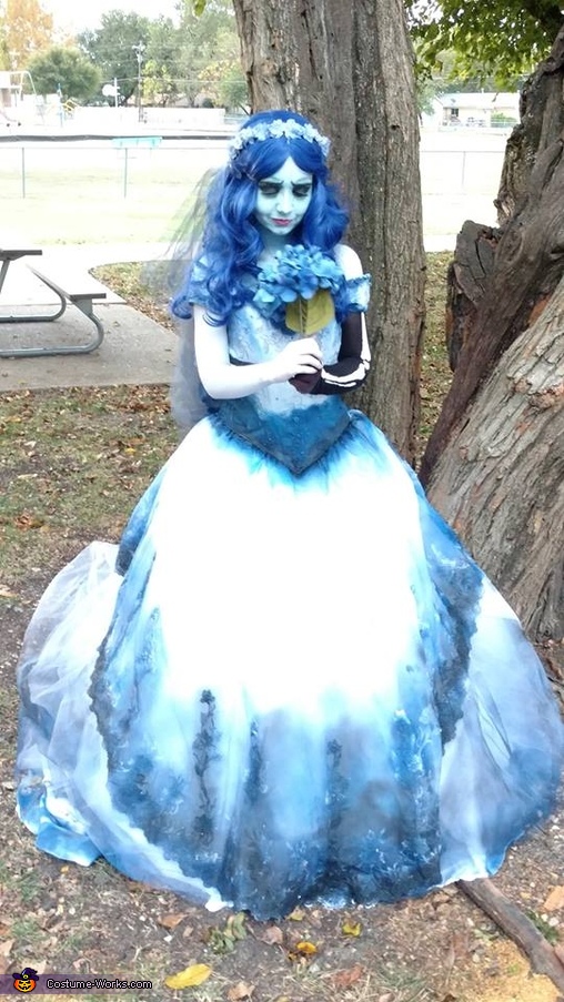 Emily The Corpse Bride Costume | DIY Instructions - Photo 2/6