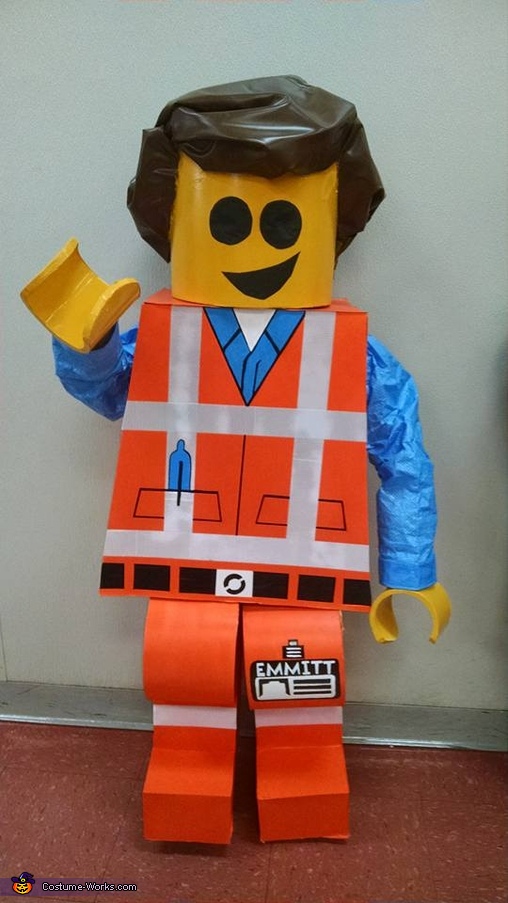 Emmet lego online costume