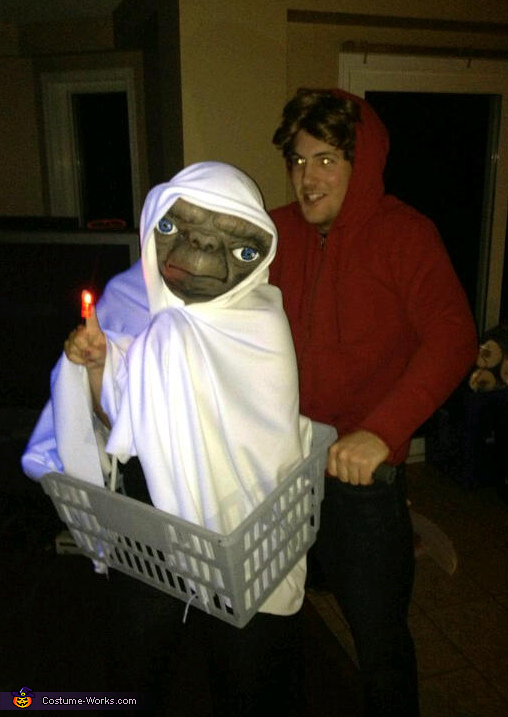 E.T. and Elliot Couple Costume