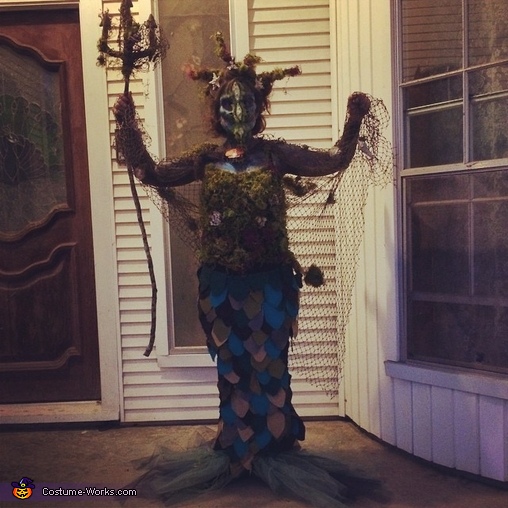 DIY Evil Mermaid Costume