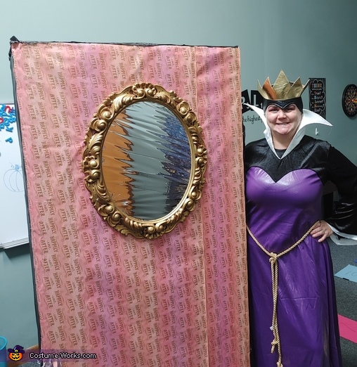 Evil Queen trapped inside the mirror Costume