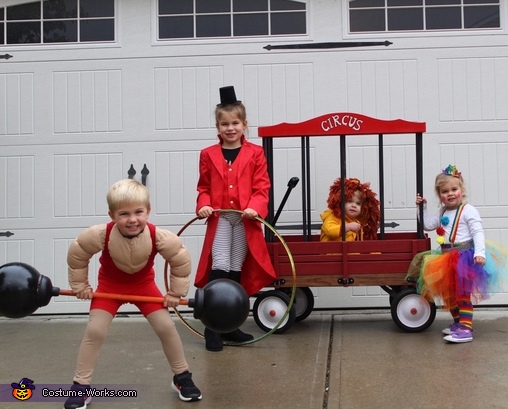 Family Circus Costume