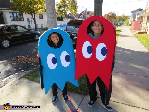 Family Pac Man Costume - Photo 2/5