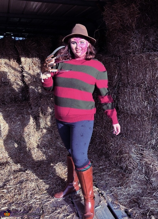 Influyente Acrobacia Original Female Freddy Krueger Costume | DIY Costumes Under $45