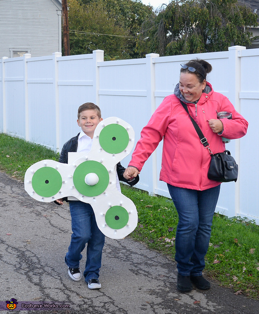 DIY Fidget Spinner Costume