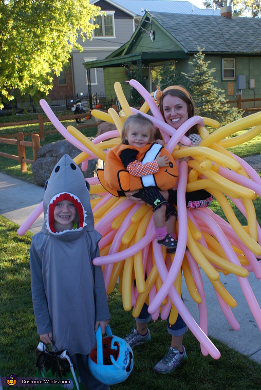 Fishy Family Costume | Step by Step Guide - Photo 2/9