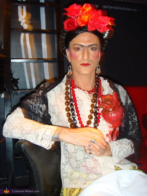 Frida Kahlo Halloween Costume
