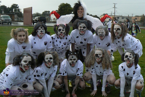 101 Dalmatians and Cruella DeVil Costume