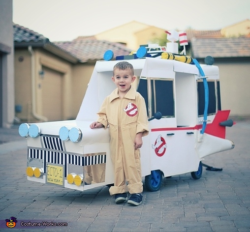 Ghostbusters Ecto 1 Costume