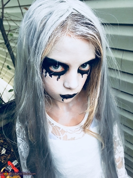 Ghoul Costume | Last Minute Costume Ideas