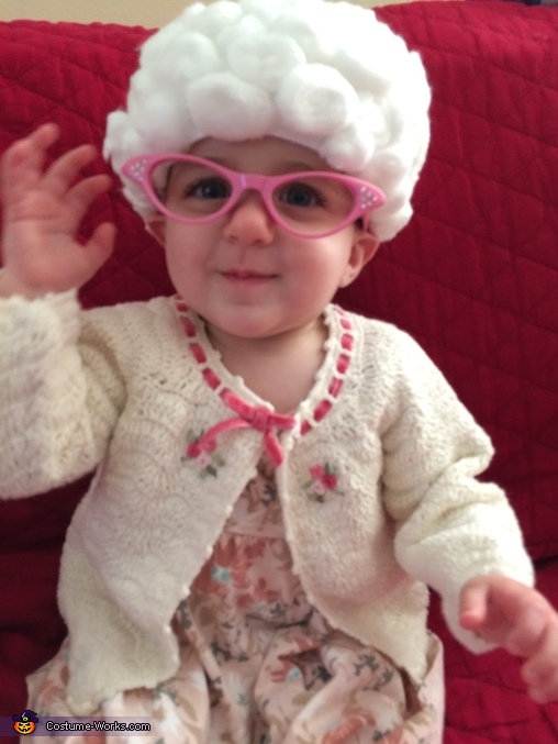 Homemade Baby Grandma Costume | DIY Costumes Under $45 - Photo 3/4