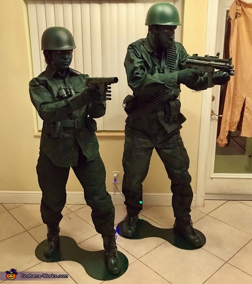 Couple of Green Army Toy Soldiers Costume