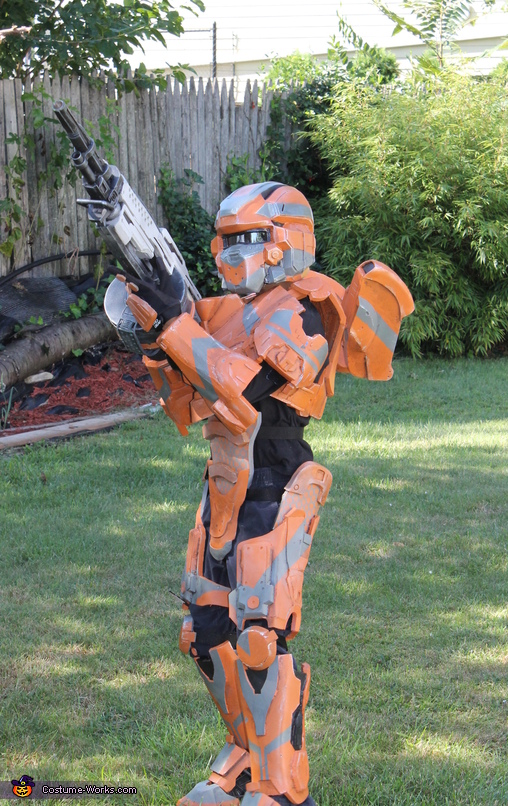 Halo 4 Warrior Costume