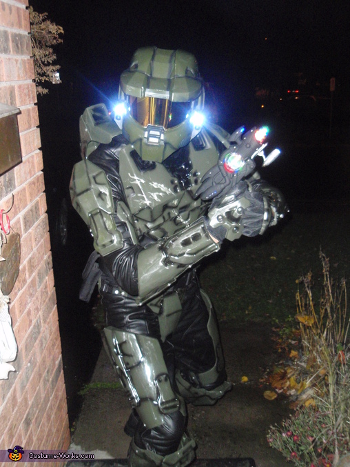 DIY Halo Master Chief Costume