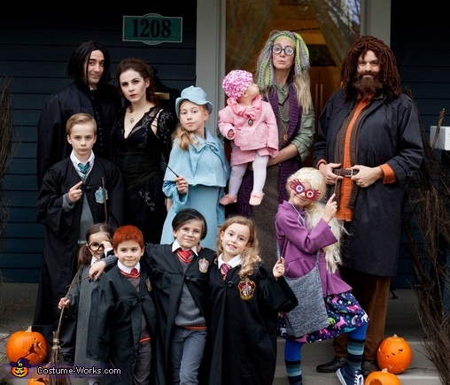 Want to match with your besties this Halloween? Here, 32 three-person Hall…   Harry potter halloween costumes, Three person halloween costumes, Harry potter  costume