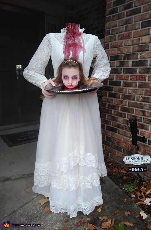 Decapitated Bride Halloween Costume