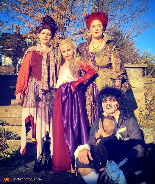 The Cutest Hocus Pocus Family Halloween Costume - With the Blinks