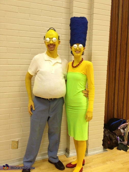 Homer and Marge Simpson Couple Costume