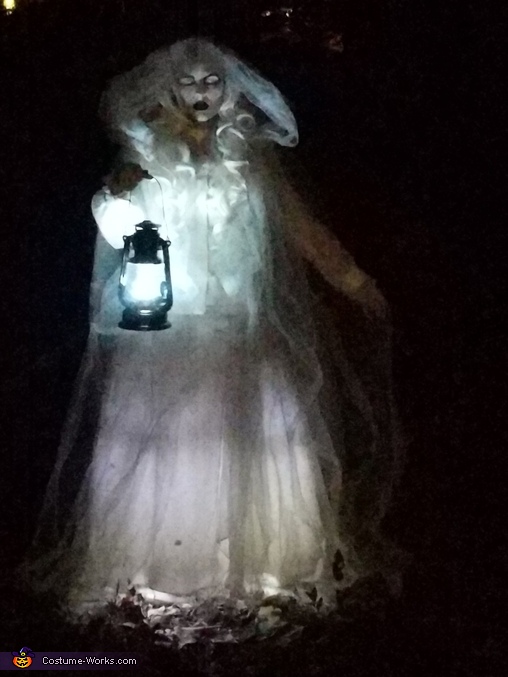 Illuminated Ghost Costume DIY - Photo 3/4