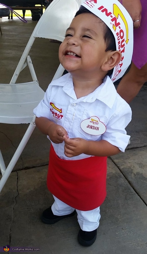 In-N-Out Worker Costume