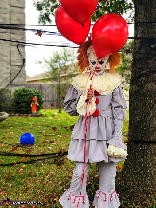 IT Pennywise Costume | Easy DIY Costumes