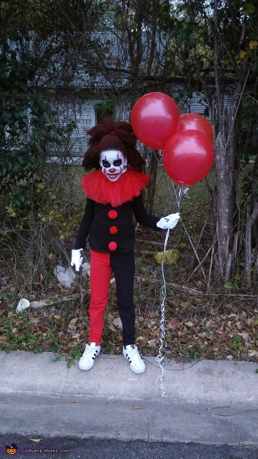 IT Pennywise the Dancing Clown Costume | Mind Blowing DIY Costumes ...