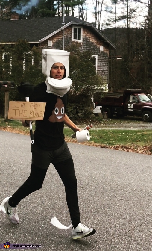 "I'm a runner and I've got the runs!" Costume