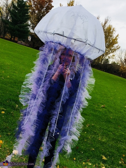 Jellyfish Girl's Halloween Costume Idea | DIY Tutorial