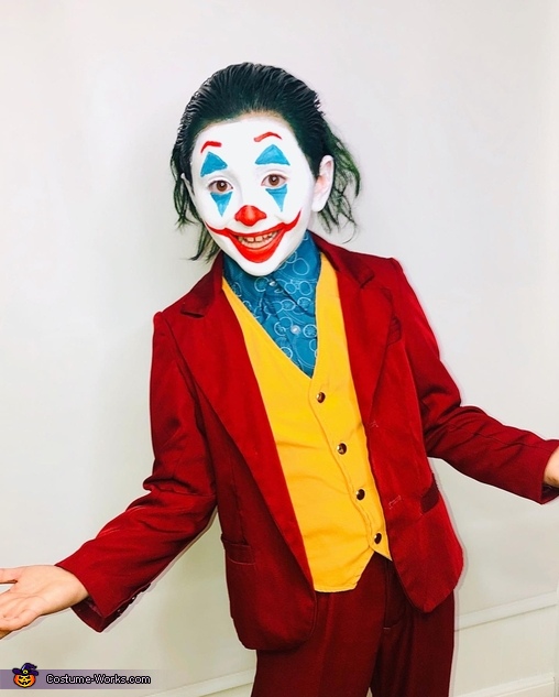 Joker Costume | DIY Costumes Under $35 - Photo 4/4