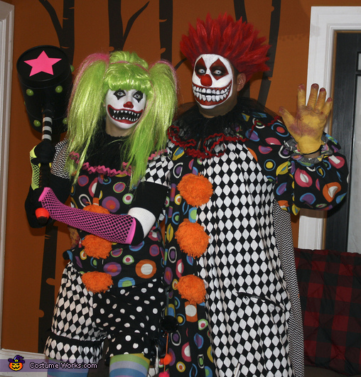 Killer Clowns Costume | DIY Costumes Under $25