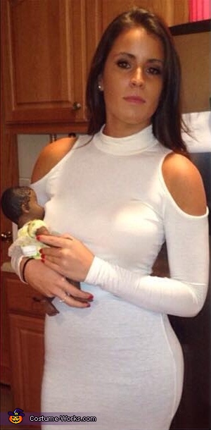 Kim Kardashian & North West Costume