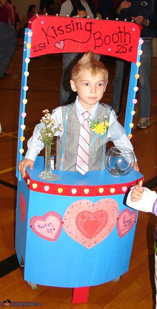 Kissing Booth Costume 7746