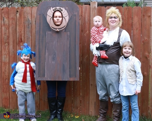 Labyrinth Family Costume