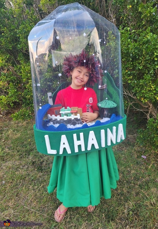 Lahaina Maui Snow Globe Costume