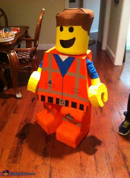 Lego Emmet Costume | DIY Instructions