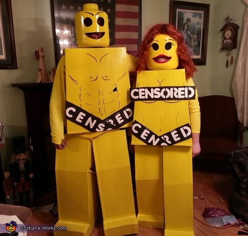 Lego Nudists Couple S Diy Halloween Costume Creative Diy Costumes Photo