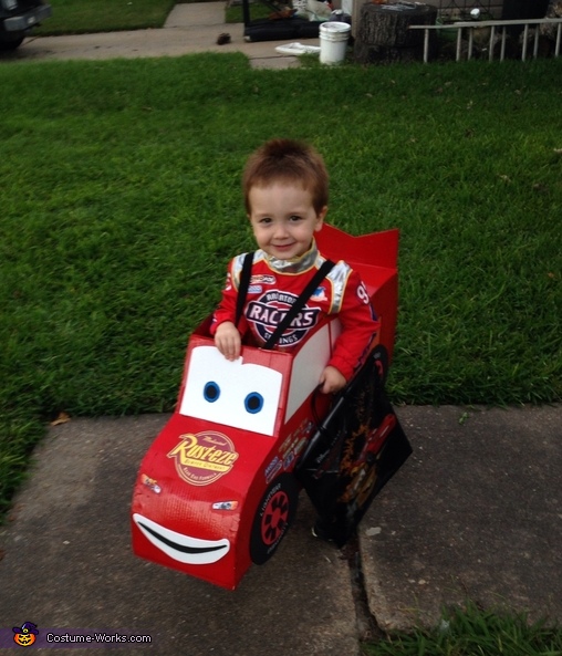 DIY Lightning McQueen Costume