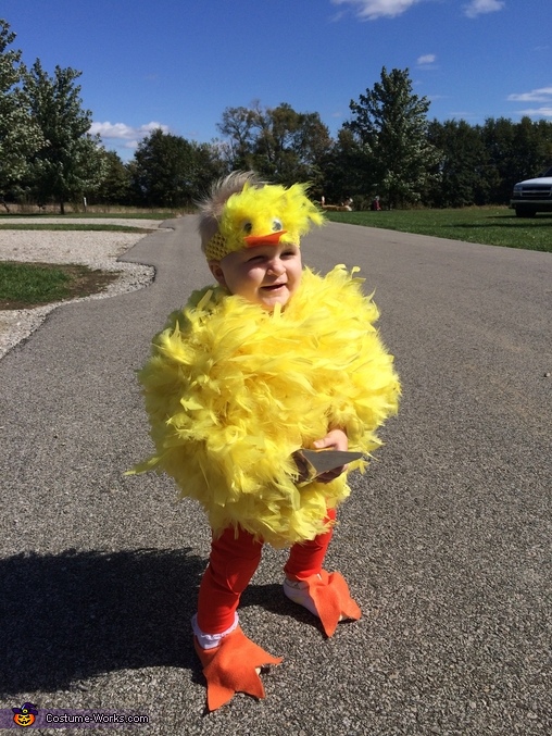 Lil' Duck Baby Costume | Best DIY Costumes - Photo 4/4