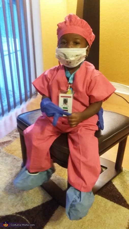 Lil Surgeon Costume