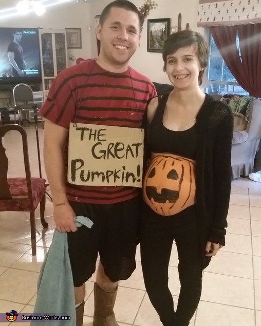Linus and the Great Pumpkin Couple's Halloween Costume