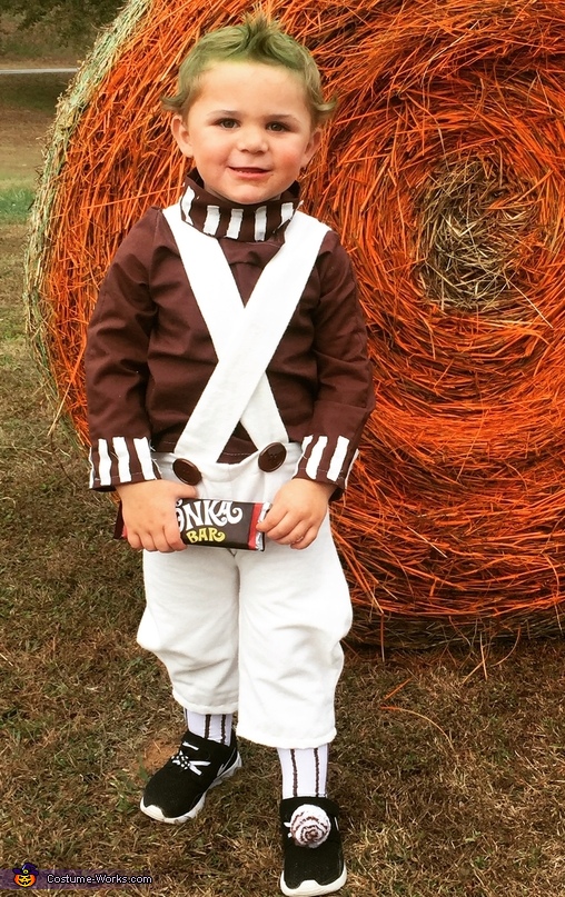 Awesome DIY Costume - Exact Replica of Willy Wonka  Diy costumes, Willy  wonka, Willy wonka halloween costume