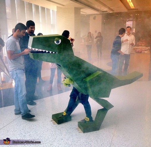 Lizasaurus Rex Costume