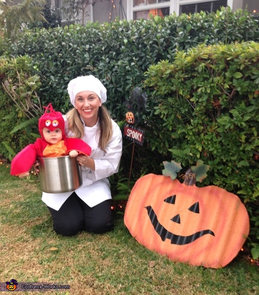 Mama's Lobster Stew Costume