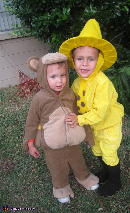 Man in the Yellow Hat Costume | DIY Costumes Under $25