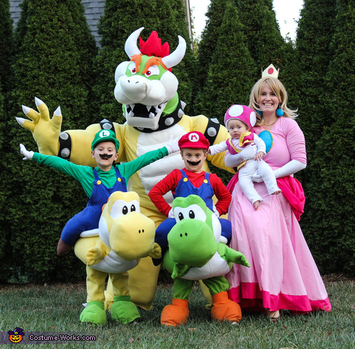 Fun Super Mario Themed Family Costumes