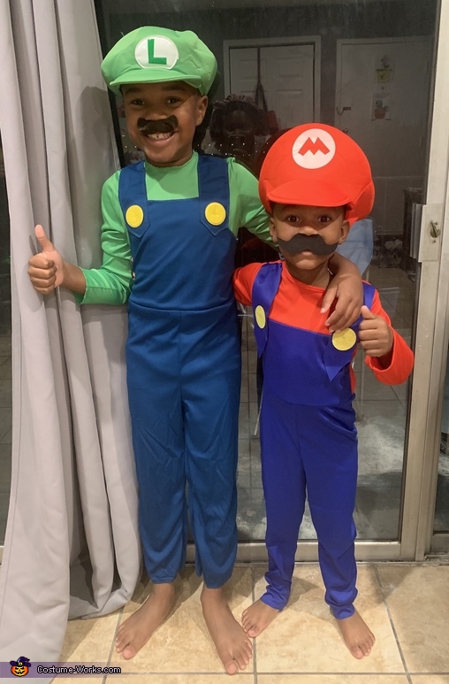 Mario & Luigi Power Up! Costume